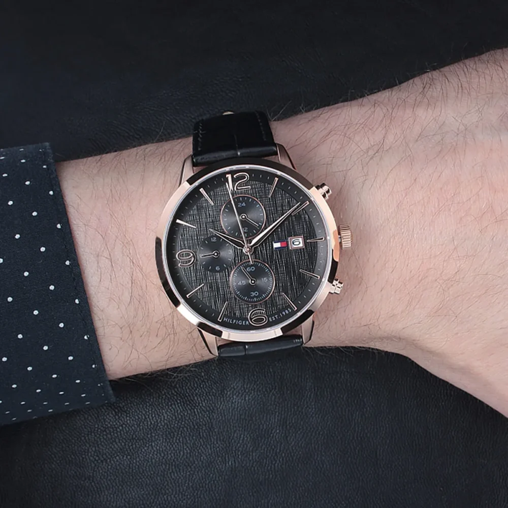 ساعة تومي هيلفيغر للرجال 1710358