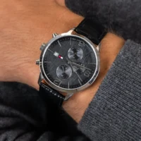 ساعة تومى هيلفيغر للرجال 1710361