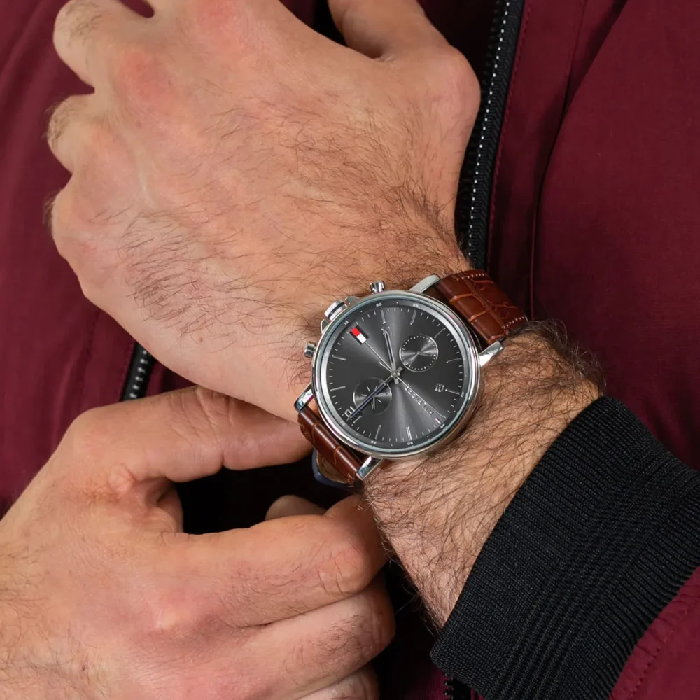 ساعة تومي هيلفيغر للرجال 1710416