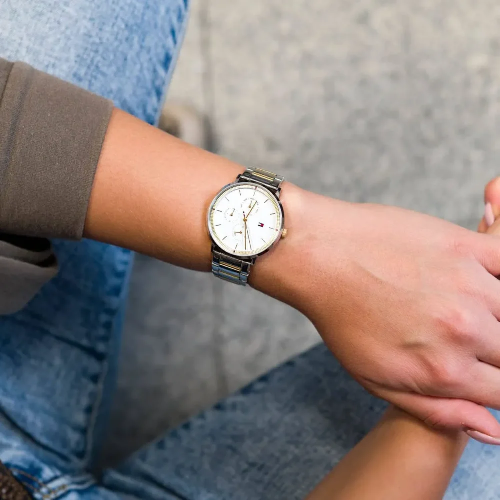 ساعة تومي هيلفيغر للنساء 1782299