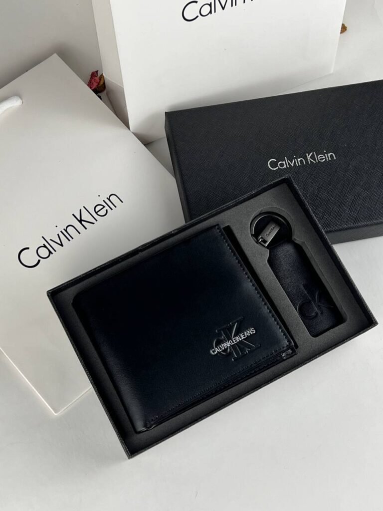 محفظة ومادليه كالفن كلاين للرجال