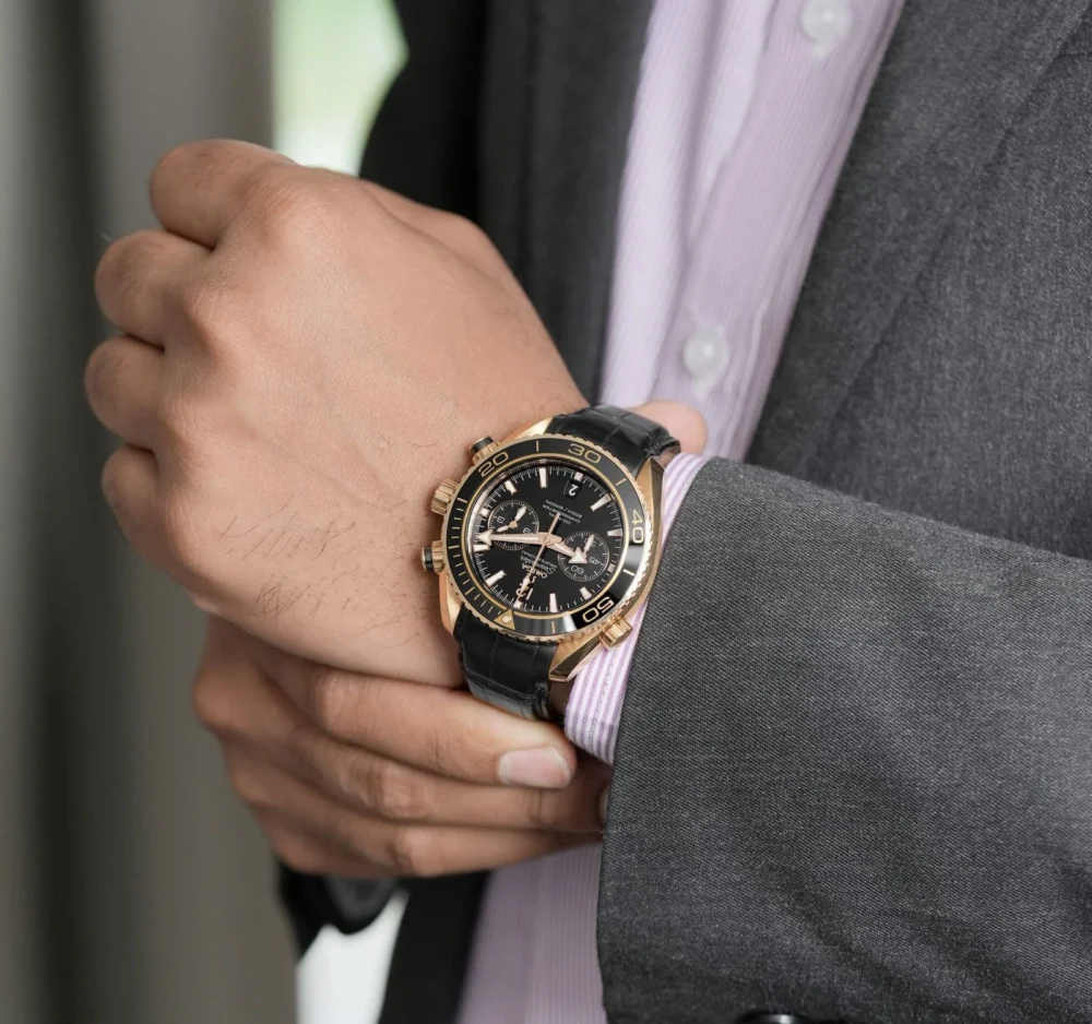 ساعة أوميجا (سيماستر بلانيت أوشن) للرجال 232.63.46.51.01.001