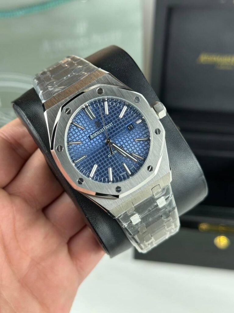 ساعة أوديمار بيجيه (رويال أوك) للنساء