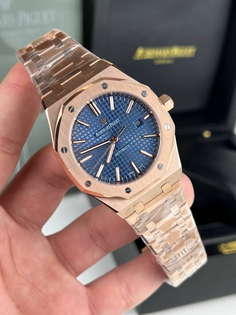 ساعة أوديمار بيجيه (رويال أوك) للنساء