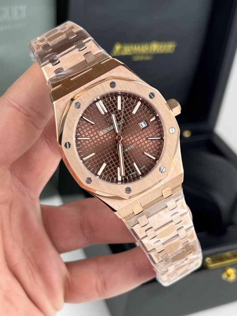 ساعة أوديمار بيجيه (رويال أوك) للنساء