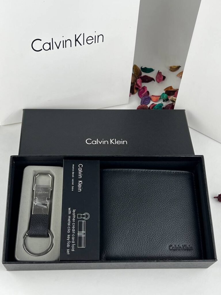 محفظة ومادليه كالفن كلاين للرجال