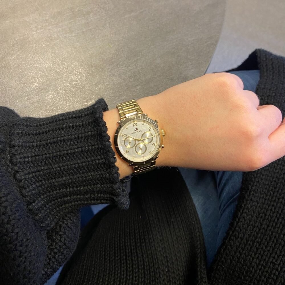 ساعة تومي هيلفيغر للنساء 1782490