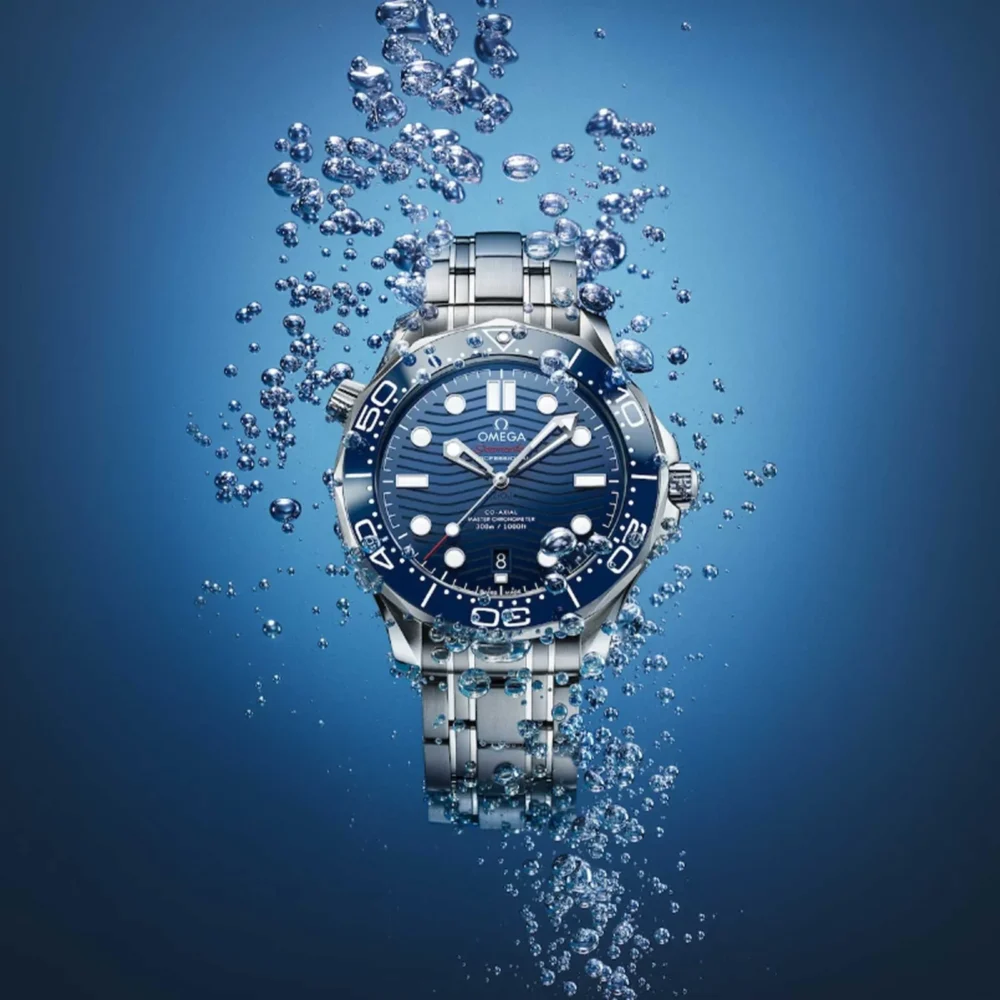 ساعة أوميجا (SEAMASTER DIVER) للرجال 210.30.42.20.03.001