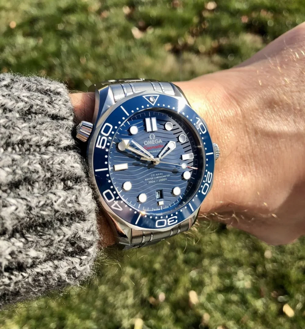 ساعة أوميجا (SEAMASTER DIVER) للرجال 210.30.42.20.03.001