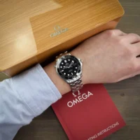 ساعة أوميغا (SEAMASTER DIVER) للرجال 212.30.41.20.01.003