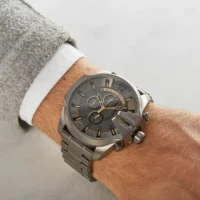 ساعة ديزل للرجال DZ4421