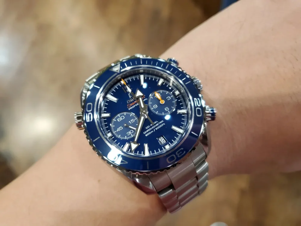 ساعة أوميجا (سيماستر بلانيت أوشن) للرجال 232.90.46.51.03.001