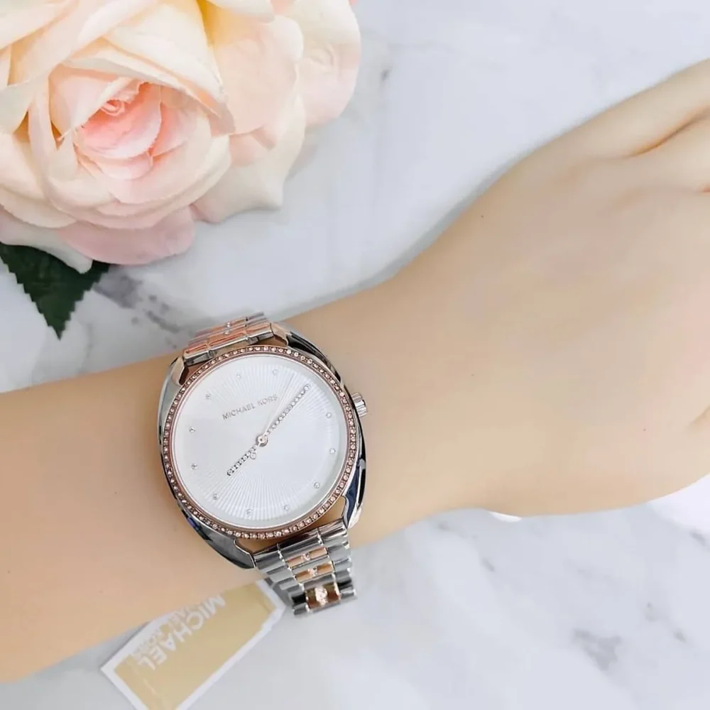 ساعة مايكل كورس للسيدات MK3676