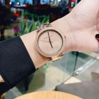 ساعة مايكل كورس للنساء MK6426