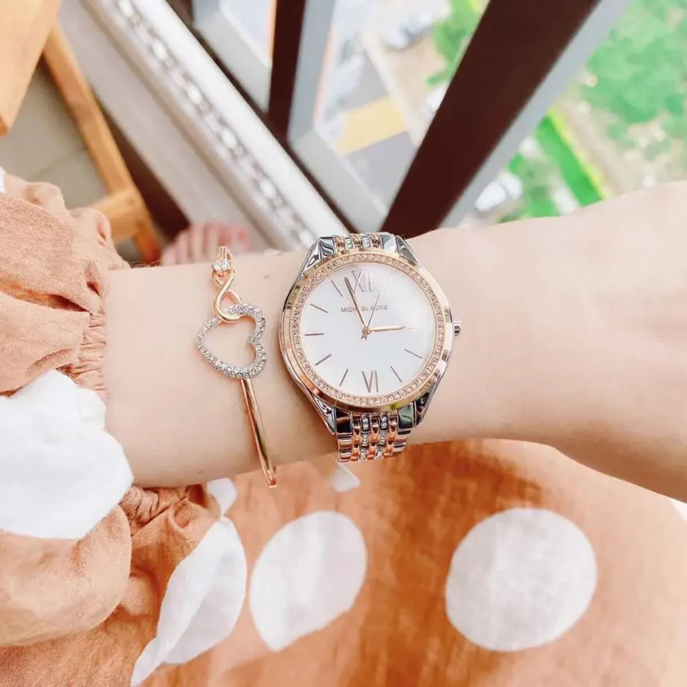 ساعة مايكل كورس للنساء MK7077