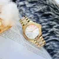 ساعة مايكل كورس للنساء MK7361