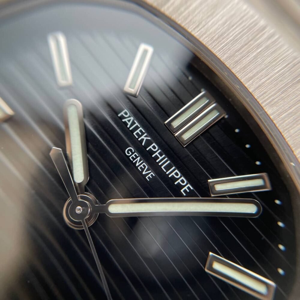 ساعة باتيك فيليب للرجال 3711/1G-001 14 ساعة باتيك فيليب للرجال 3711/1G-001