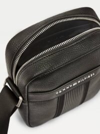 شنطة كروس تومي هيلفيغر للرجال