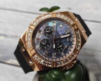 ساعة جيس للنساء GW0118L2