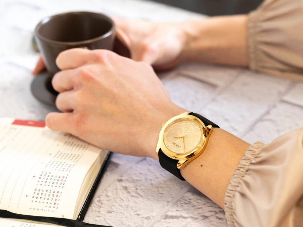 ساعة جيس للنساء GW0665L1