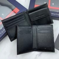 طقم مكون من محفظه وكراته وماداليه تومي هيلفيغر للرجال